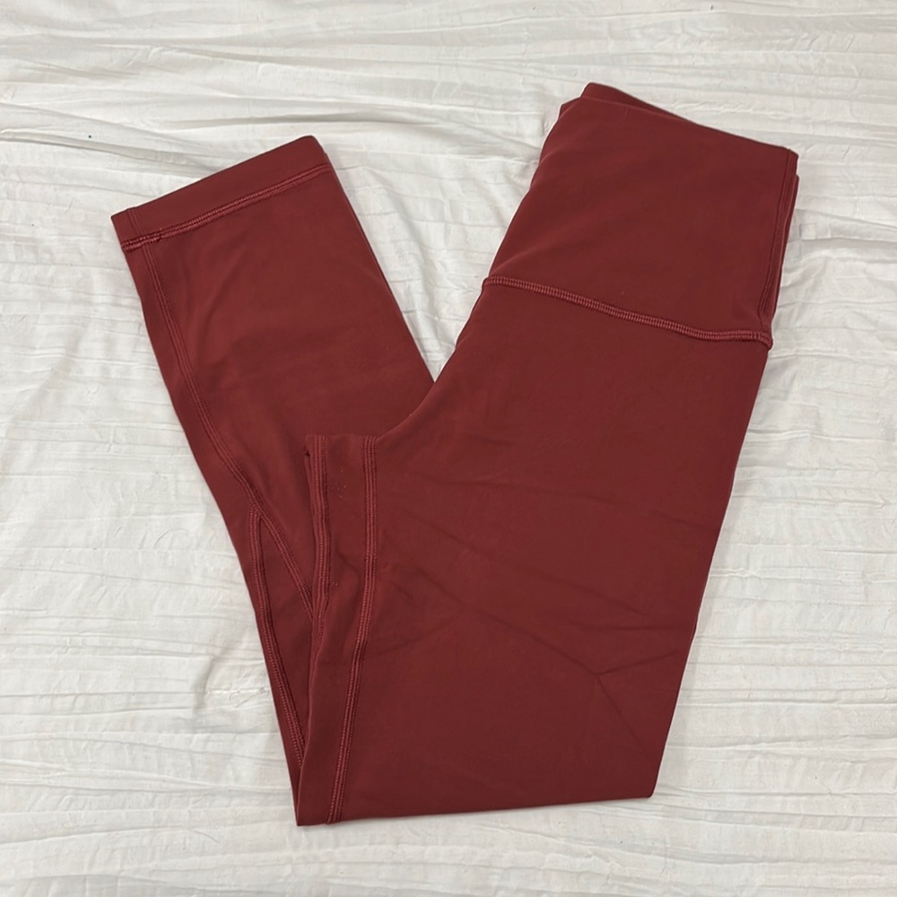 Lululemon Aligns 21”